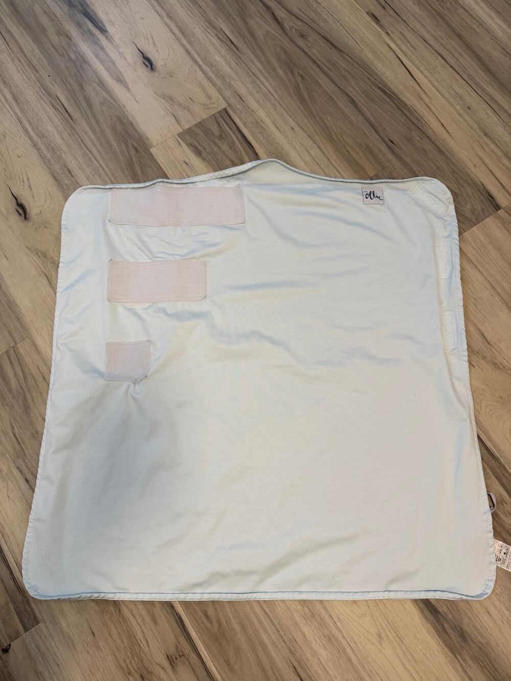 The Ollie World Swaddle Light Blue Gray Baby Swaddle - Great Condition